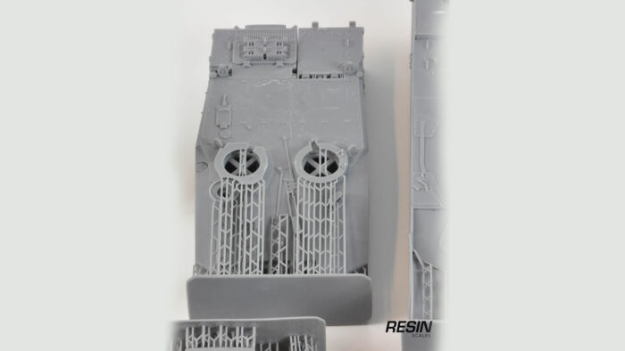 Leopard 2SG Main Battle Tank 1/35 scale Resin Kit - Image 19