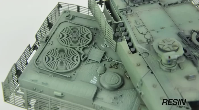 Leopard 2SG Main Battle Tank 1/35 scale Resin Kit - Image 7