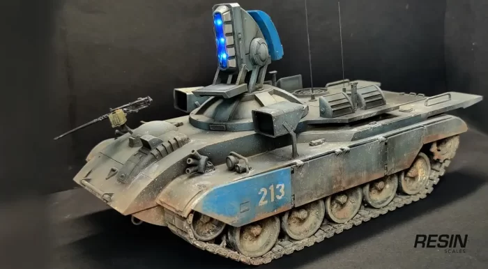 Prism Tank (Red Alert 2) 1:35 Scale Resin Kit - Image 2