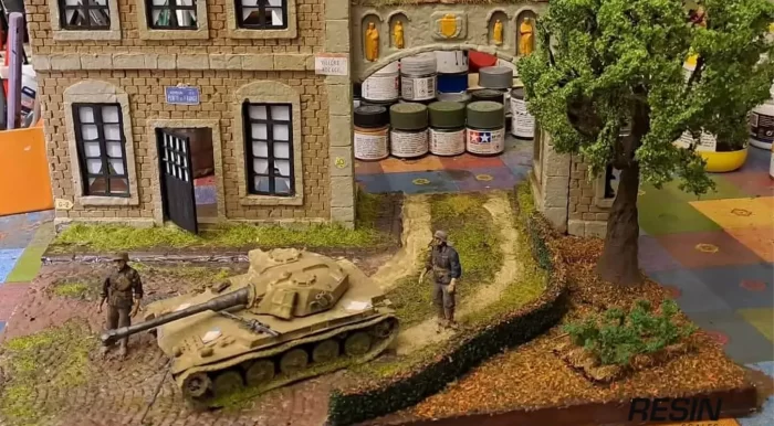 AMX ELC Bis Tank 1/35 Scale Resin Kit - Image 2
