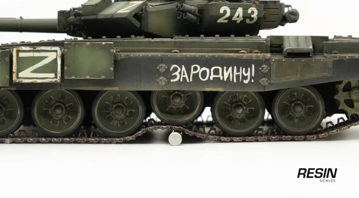 T-90A Russia Main Battle Tank 1:30 readymade model - Image 3
