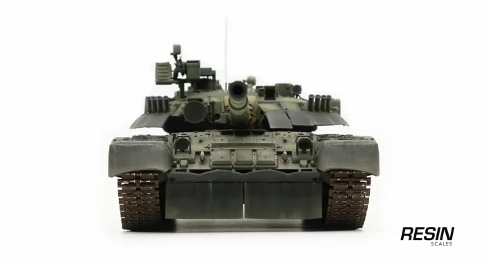 T-80U Russia Main Battle Tank 1:30 readymade model - Image 4