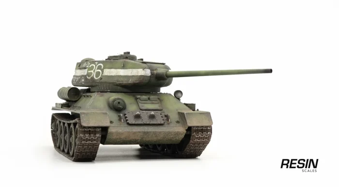 T-34-85 Soviet Medium Tank 1:30 readymade model - Image 4