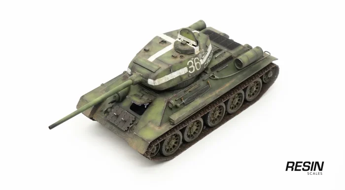T-34-85 Soviet Medium Tank 1:30 readymade model - Image 6