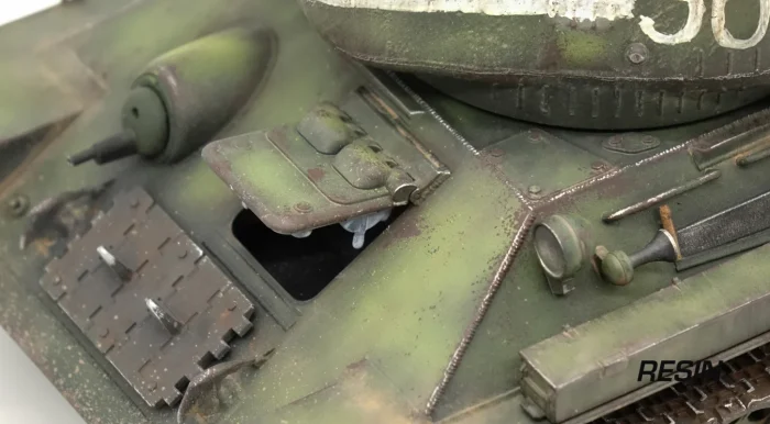 T-34-85 Soviet Medium Tank 1:30 readymade model - Image 8