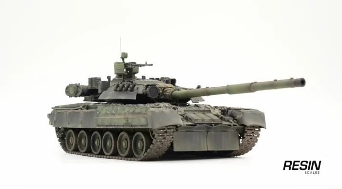 T-80U Russia Main Battle Tank 1:30 readymade model - Image 12