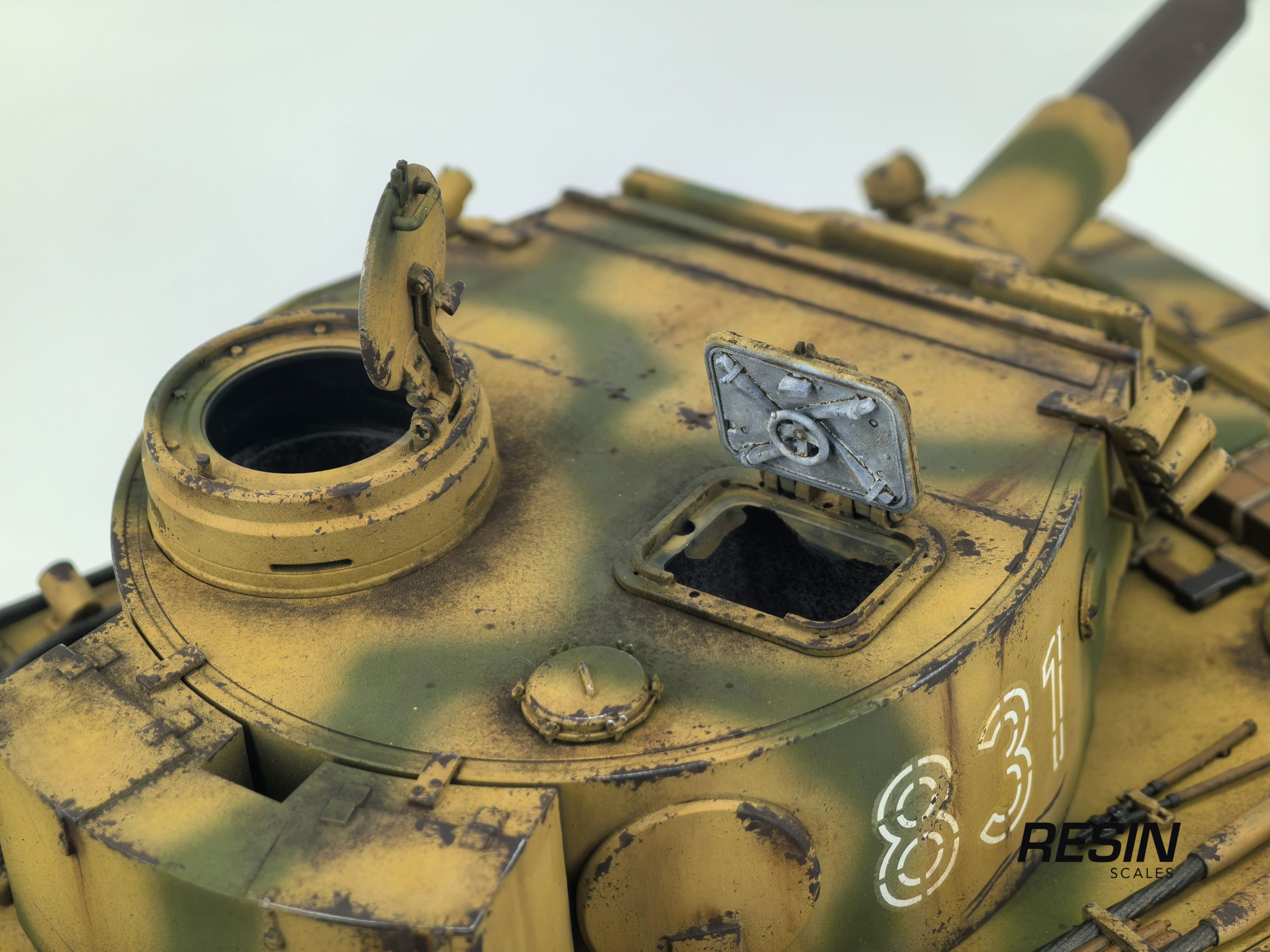 Tiger I 831 German Heavy Tank 1:30 readymade metal model - Image 4