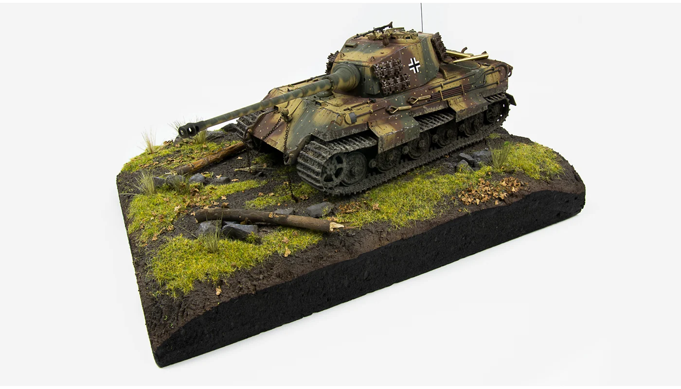 King Tiger 2, Battle of the Ardennes Diorama - Image 6